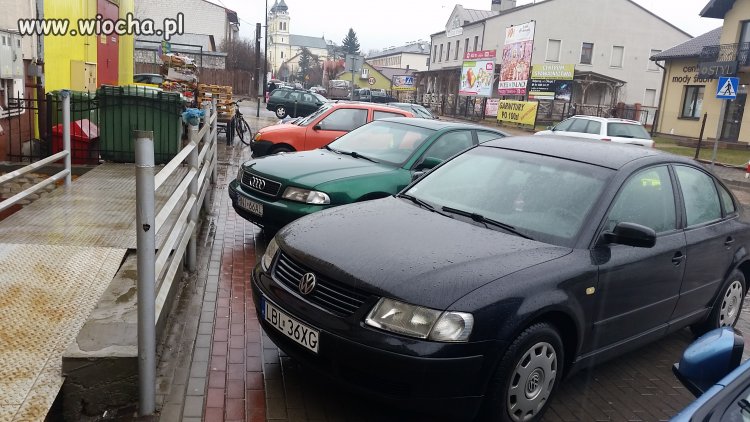 Przejścia chodnikiem BRAK