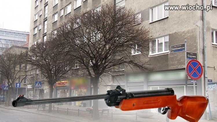 Pijani męzczyźni strzelali do ludzi.