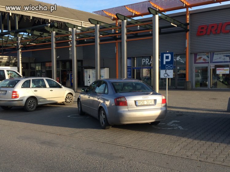 A w Dębicy parkuje się...