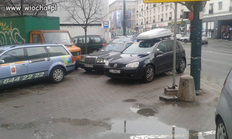 Chodnik,przystanek...