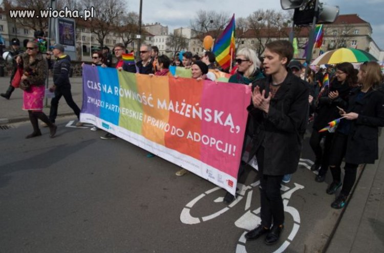 Marsz tęczowych pajacyków