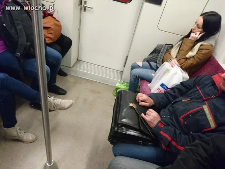 Wiocha w metrze