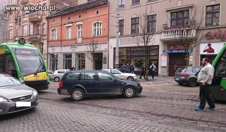 Kobitka zaparkowała... 