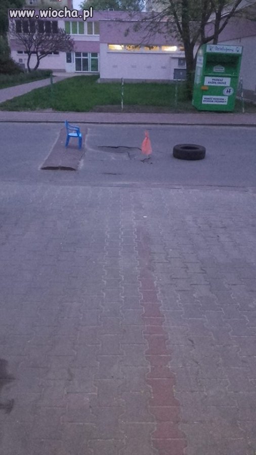 Uwaga dziura.
