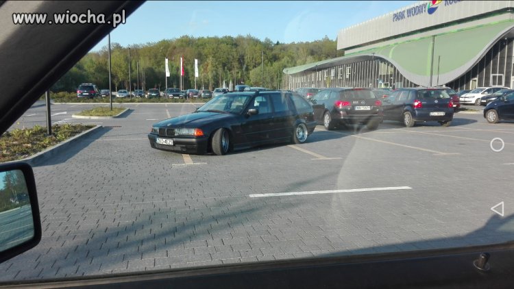 Tak parkuje szlachta ,a co!?