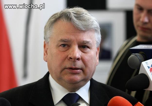 100 tys.zł odprawy emerytalnej+80 tys.za urlop