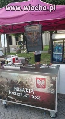  Parówki wyklęte w bułce zamknięte 