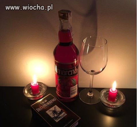 Dobre wino przy dobrej książce to podstawa 