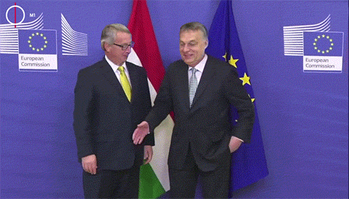Czas wyprowadzić go ze sceny.