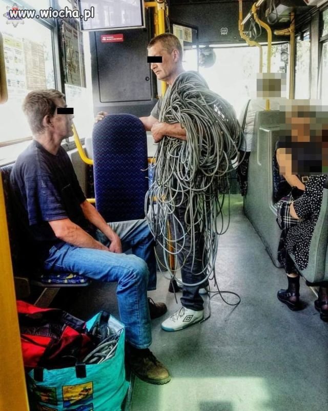 Złodzieje miedzianego kabla.
