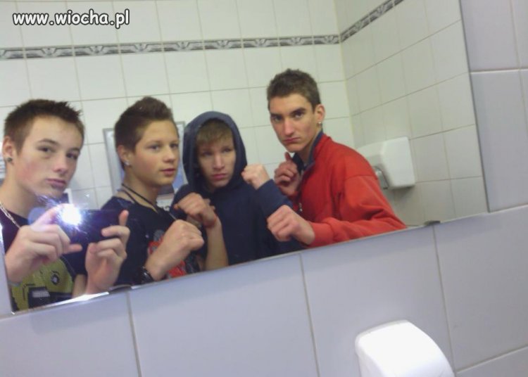 Postrach toalet