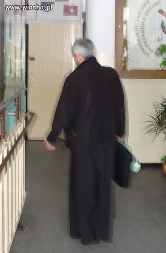 Kolejny zboczony klecha