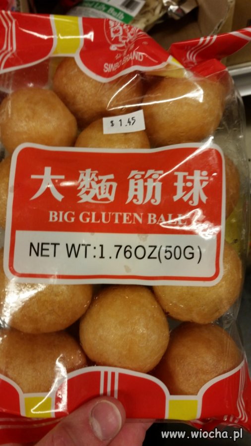 Duże glutenowe kulki.