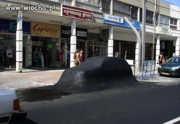Ktoś chyba zapomniał usunąć auto