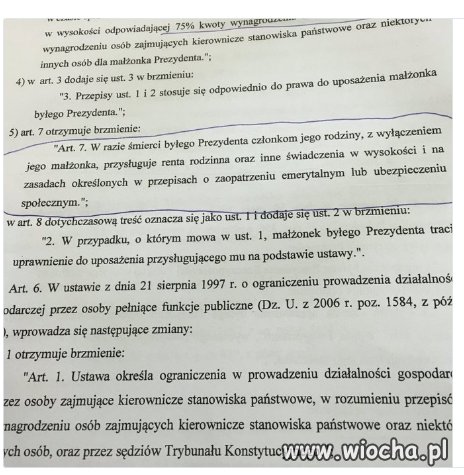 Pis wycofał się z podwyżek dla posłów ale przemyci