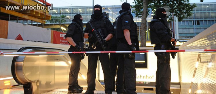 Policja: napastnik z Monachium nie był dżihadystą.