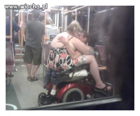 Igraszki w autobusie