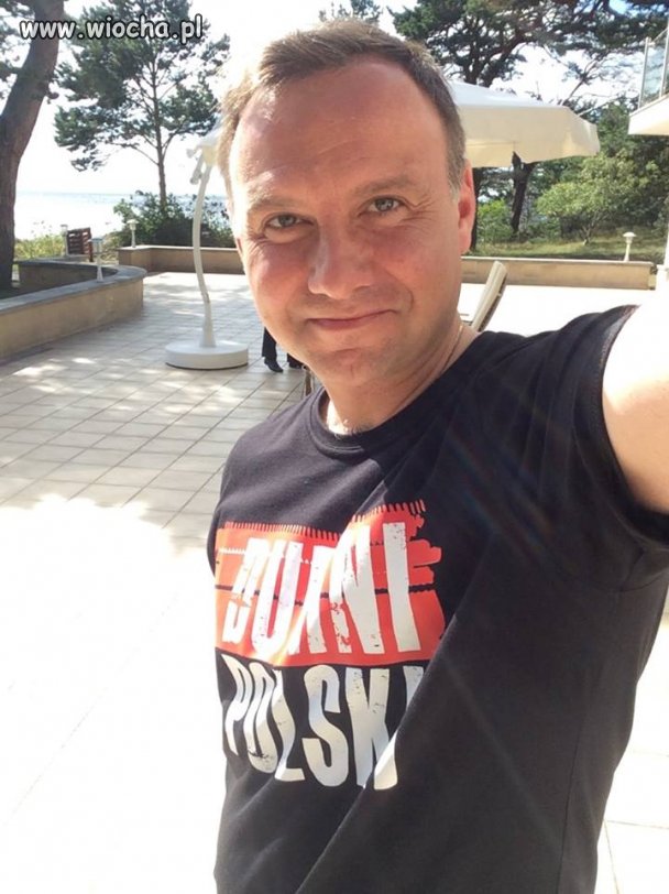 Dla prezydenta haslo "dumni z Polski"