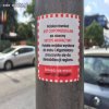 W Warszawie pojawiły się wlepki oskarżające Polskę