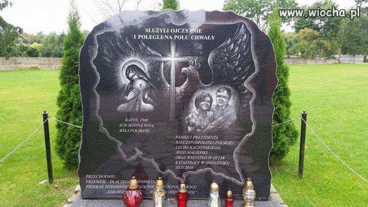 Polegli na polu chwały