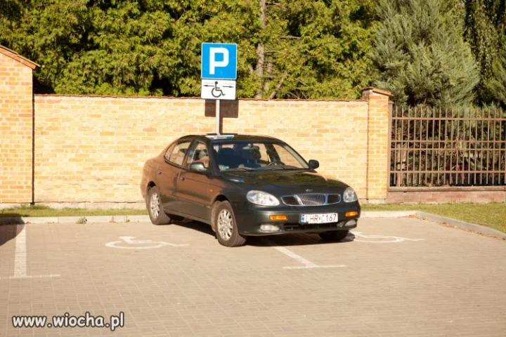 Po co zajmować jedno miejsce dla inwalidy