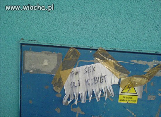Oplułem monitor kawą