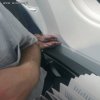 Wykupiła opcję "więcej miejsca na nogi"