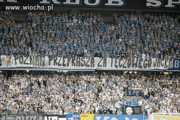Odpowiedź kibiców na "tęczowy" marsz w Poznaniu.