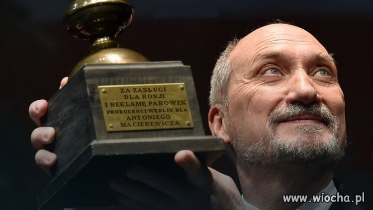 Odznaczony za zasługi