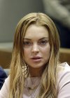 Zwiędła aktoreczka lindsay lohan przechodzi na..