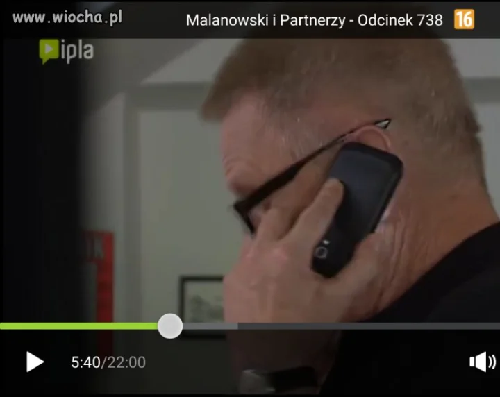 Rozmowa przez telefon. 