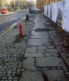 Próg zwalniający dla pieszych 