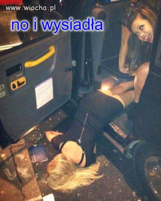 Księżniczki balują.