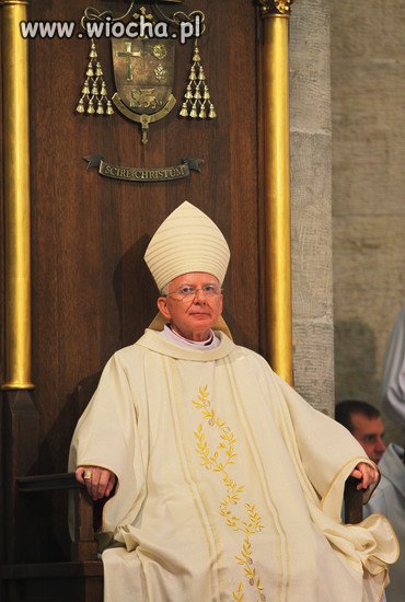 Arcybiskup Jędraszek zwolnił wiernych z postu