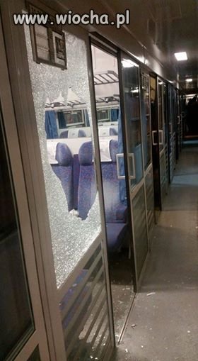 Tak wygląda pociąg którym wracali PATRIOCI  
