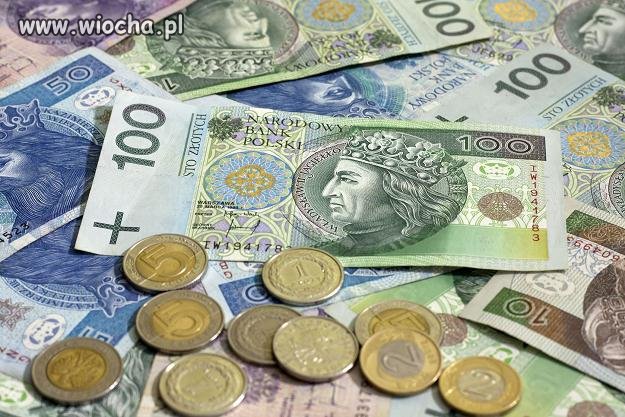 Trumpy, Caracale, Drony , Mistrale a złoty w dół 