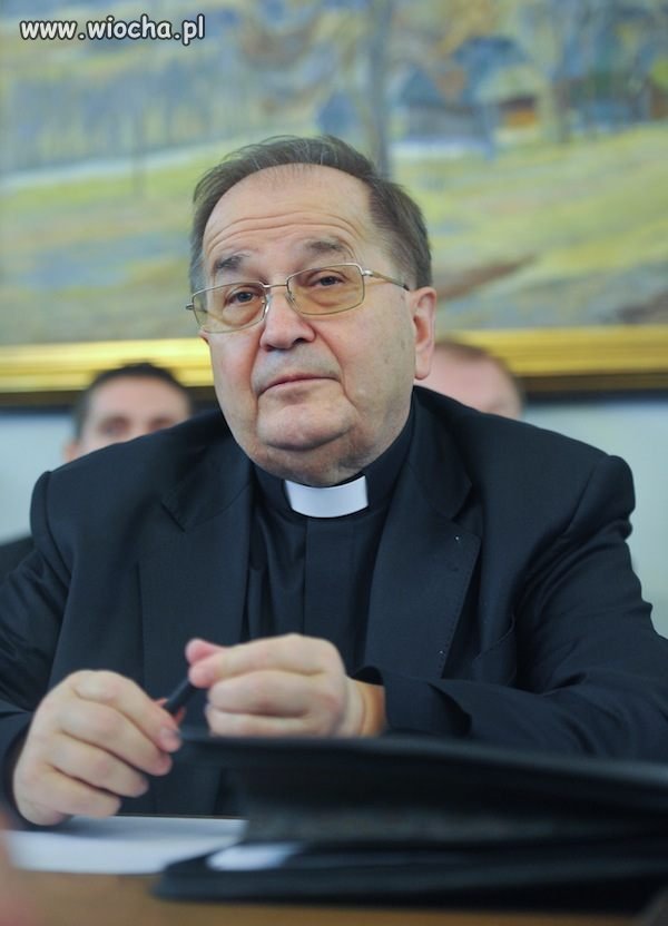 Tylko 300 tys na szkole Rydzyka z NFOSiZW