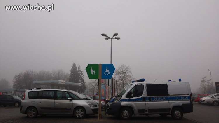 Panowie ze Śremskiej policji-inwalidzi 