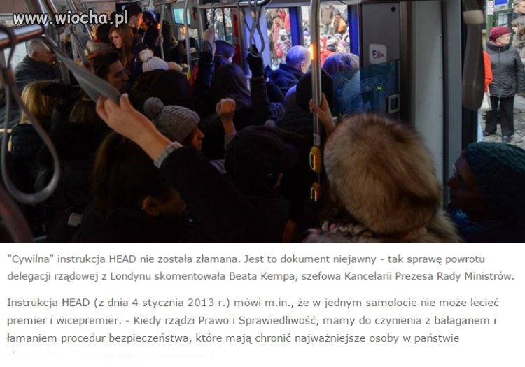 Fotka z zatłoczonego tramwaju.To do debili