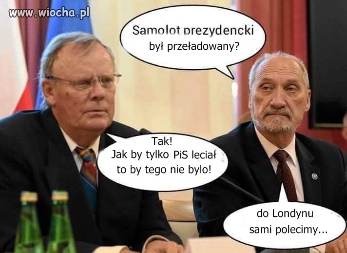 łazili po samolocie,