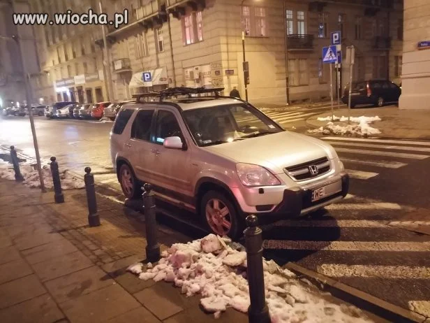 Mistrz parkowania.