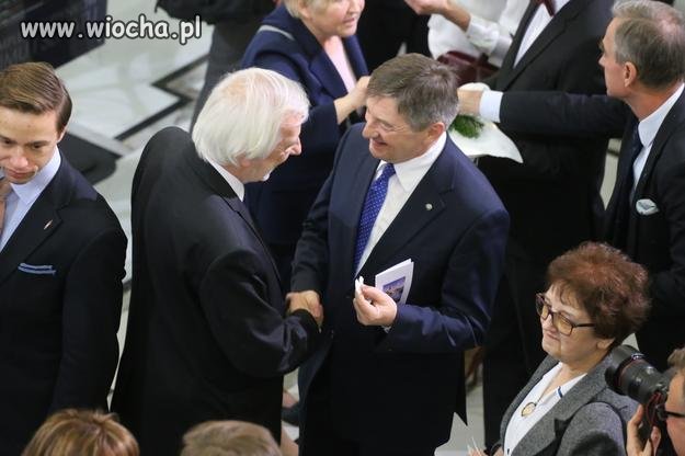 Czas nieszczerych życzeń