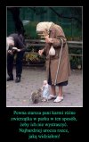 To tak jak Jarosław, wysługuje się marionetkami