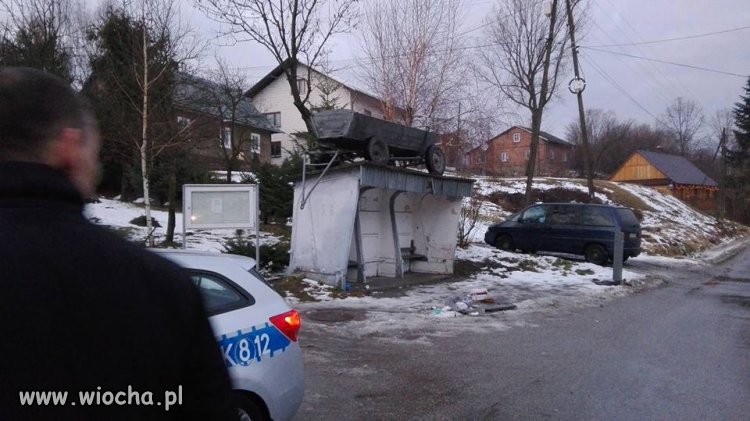 Świąteczny wóz zaparkowany