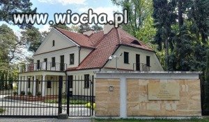 Walka z postkomuna, a tymczasem