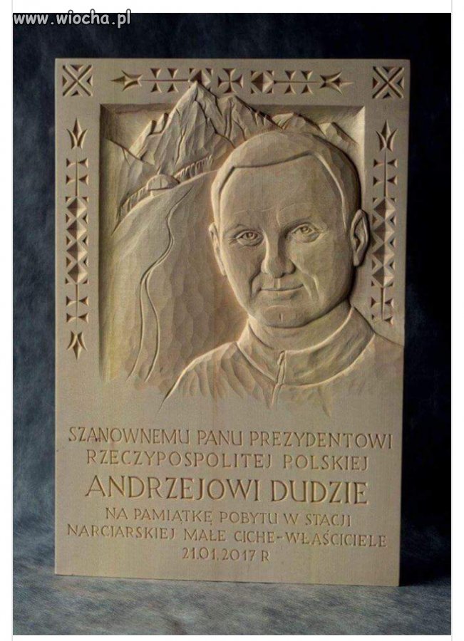 Tablica już jest...teraz czas na pomniki