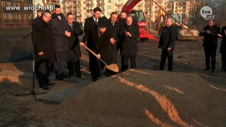 Praca ludzi wzbogaca.