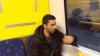 W metrze.