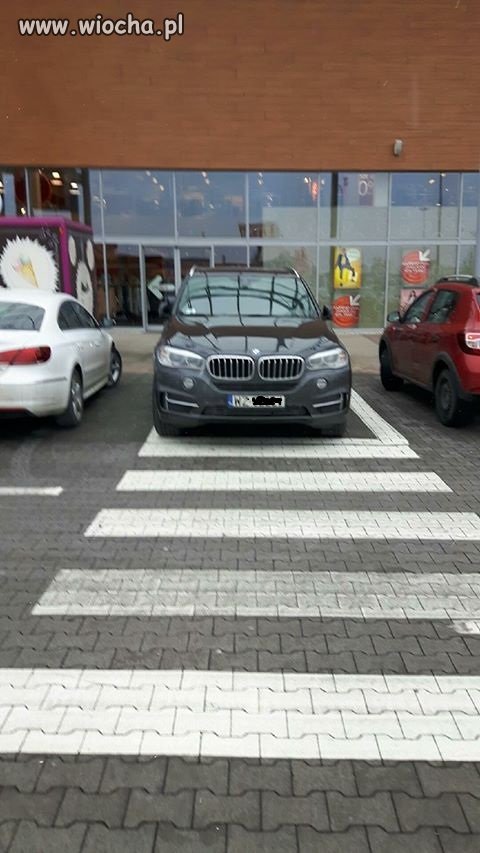 Piękna Pani poszła na zakupy :)