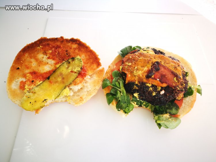 Pyszny burger z Radomia...